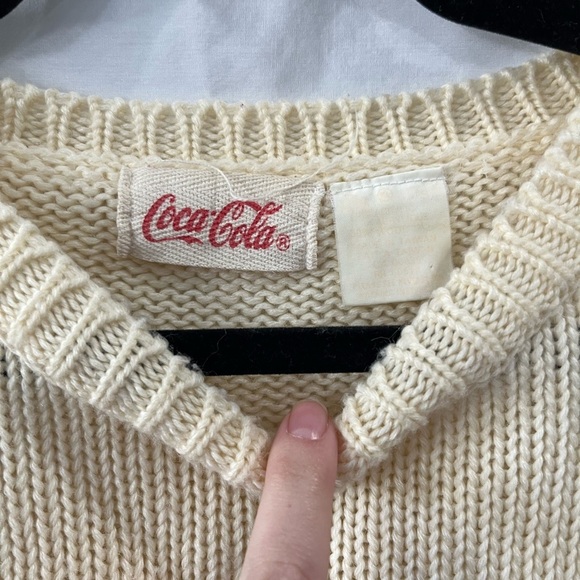 Vintage Coca-Cola “Coke” Crest Knit 80s/90s Sweater Size XL - Picture 5 of 6